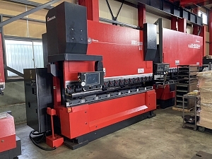 하향식 절곡기 HDS-1303NT