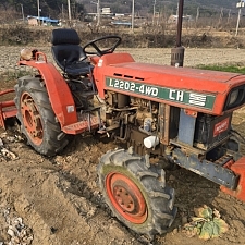 중고 트랙터 2201-4WD